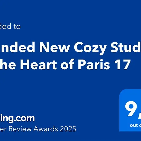 Branded New Cozy In The Heart Of 17 Parijs