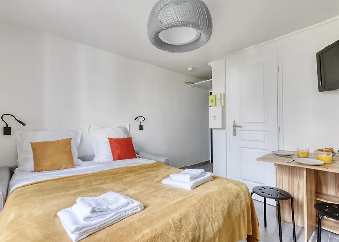 Apartman Branded New Cozy In The Heart Of 17